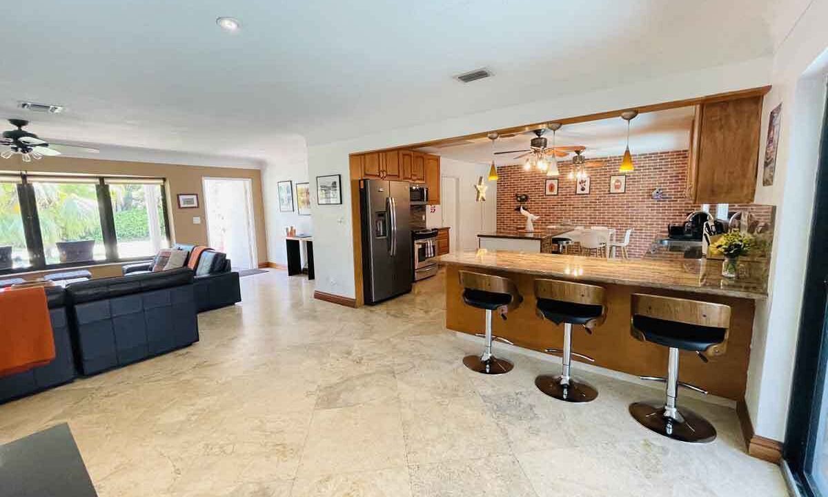 Photo of Others in Coral Ridge Isles