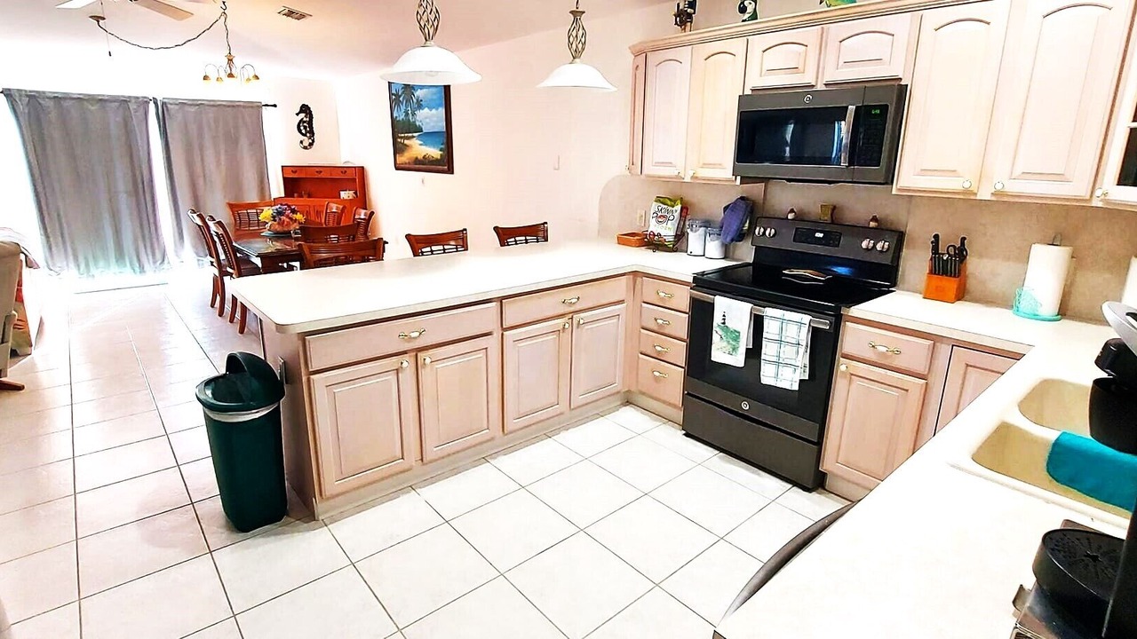Photo of Kitchen in Key Colony Beach