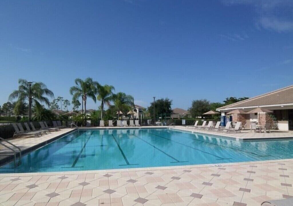Photo of Outdoor in Stoneybrook