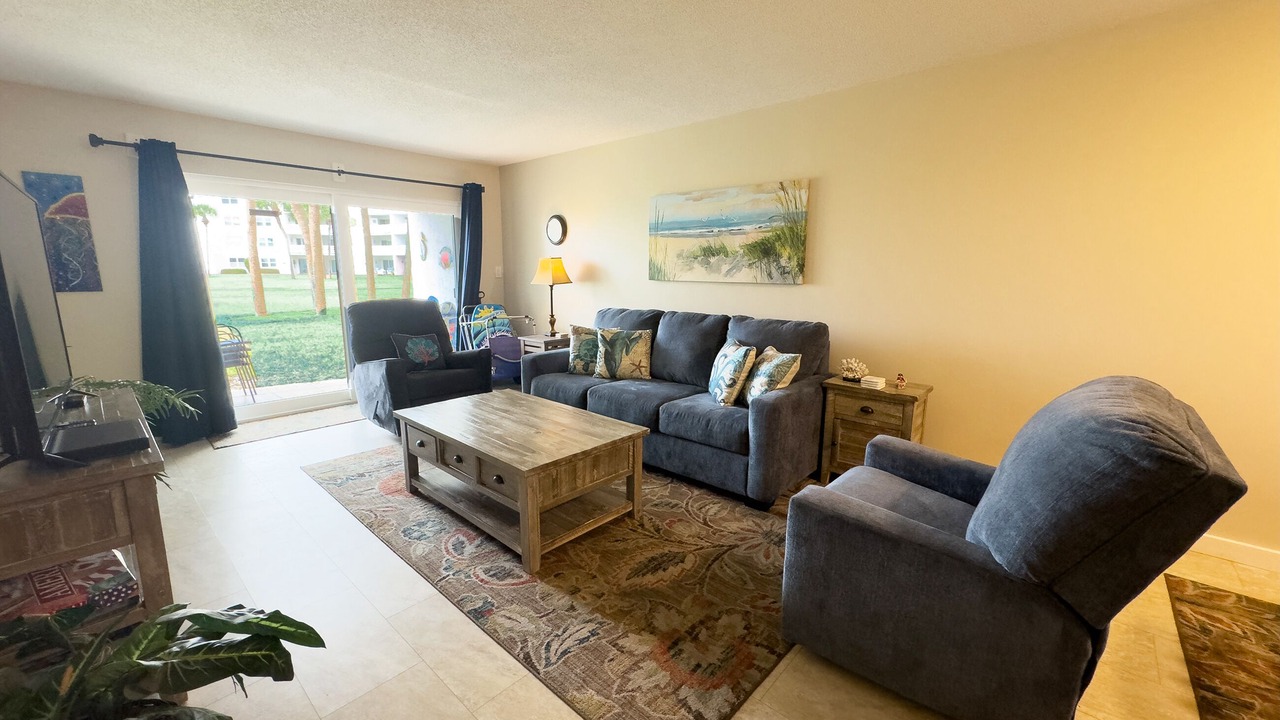 Photo of Livingroom in Fort Walton Beach