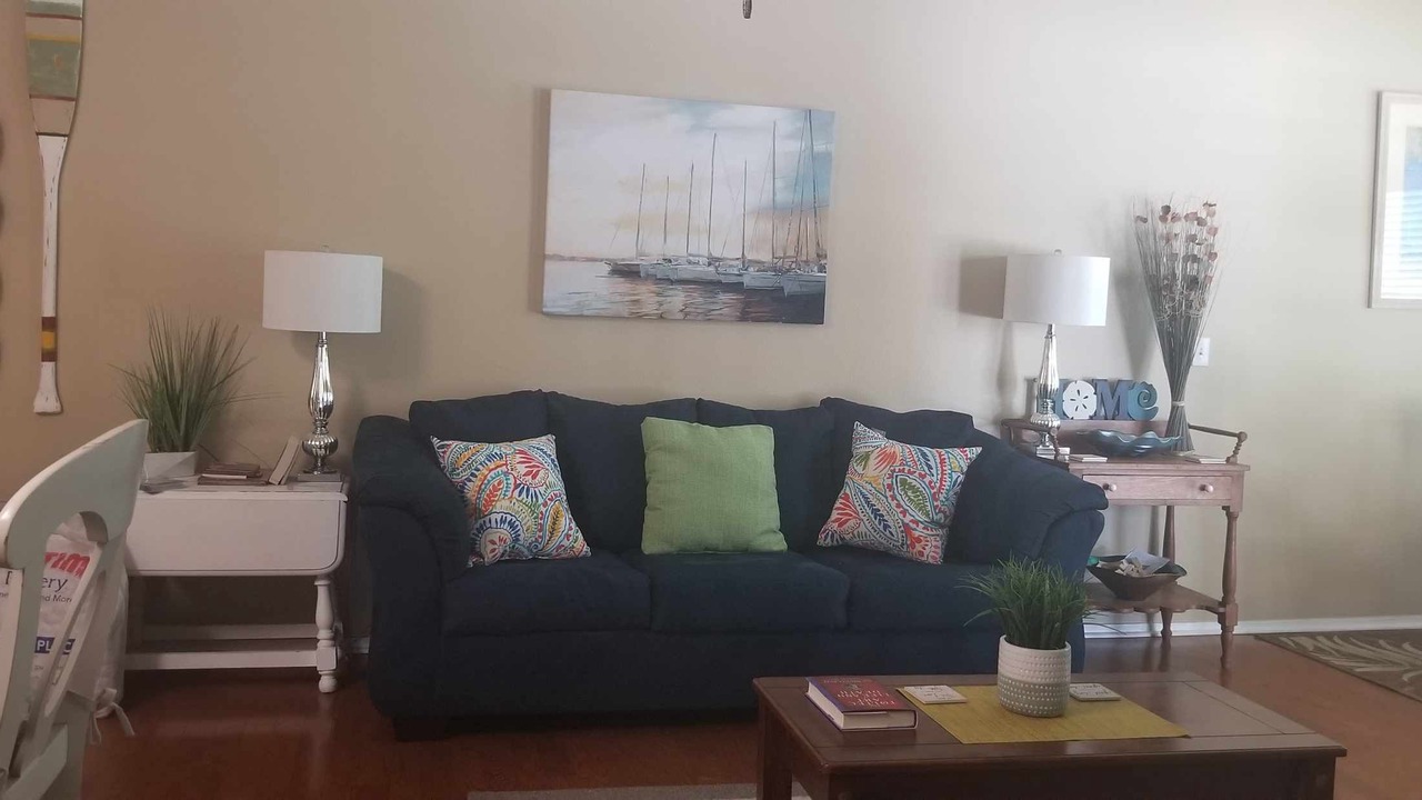 Photo of Livingroom in Gulf Crest