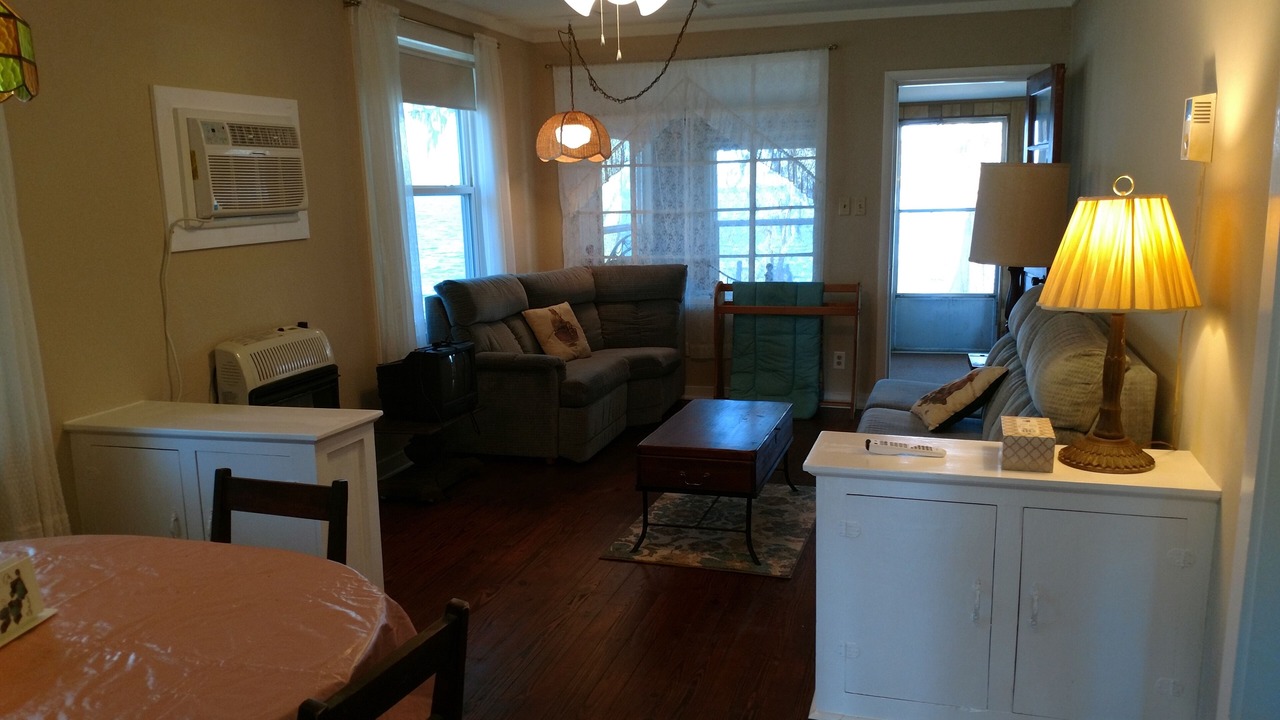 Photo of Bedroom in Floral City