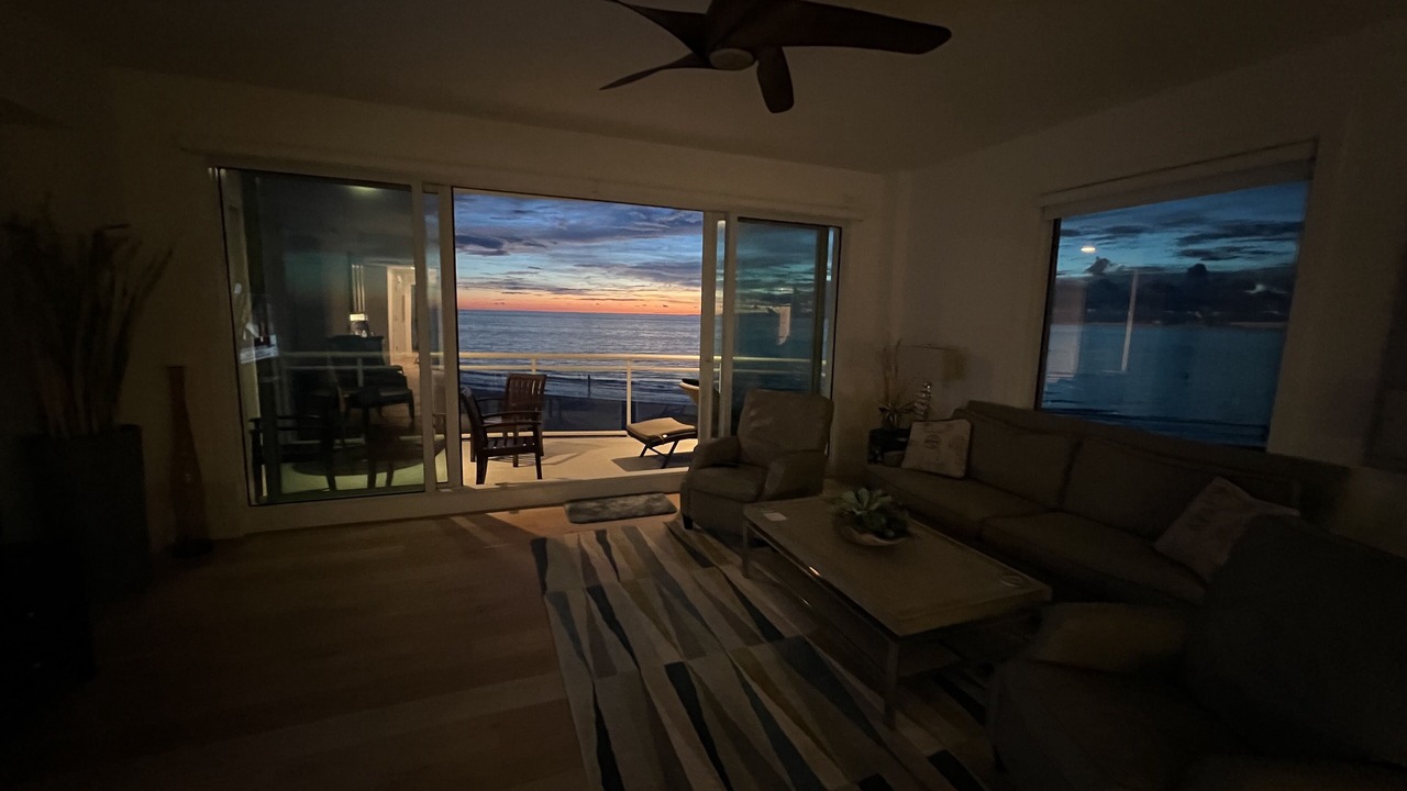 Photo of Livingroom in Sand Key