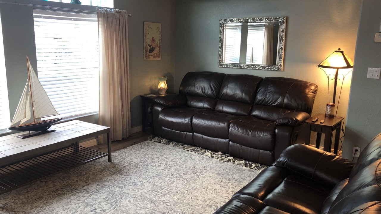 Photo of Livingroom in Saint James City