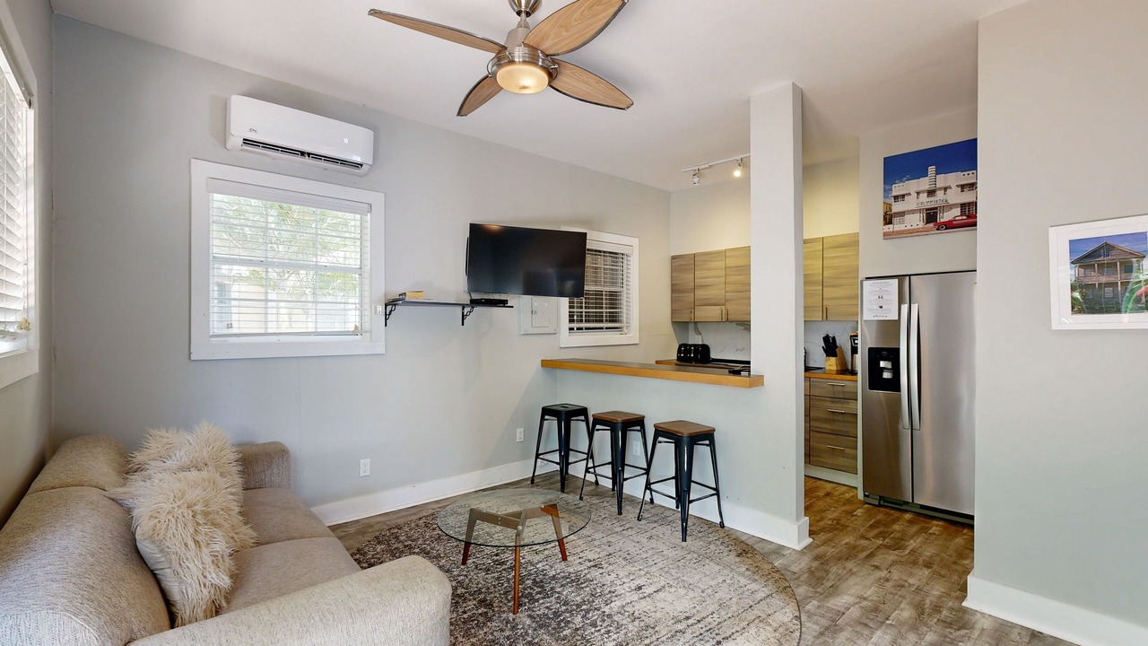 Photo of Livingroom in Old Town