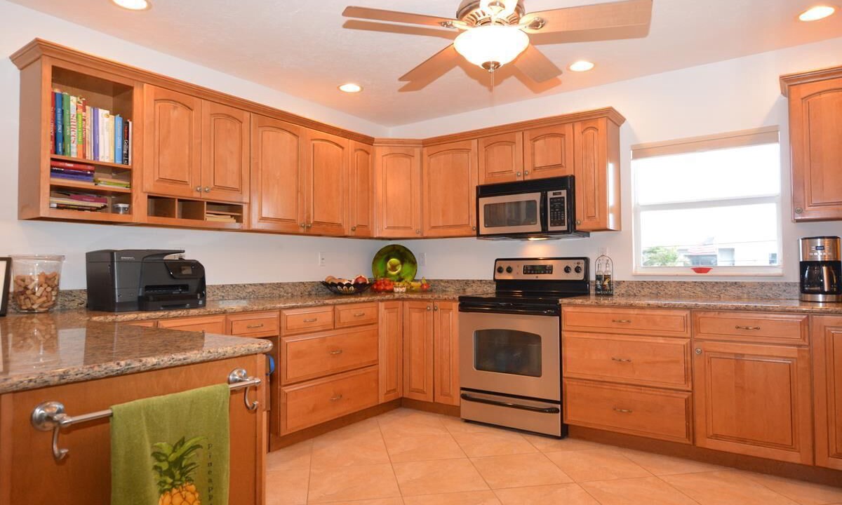 Photo of Kitchen in Marathon