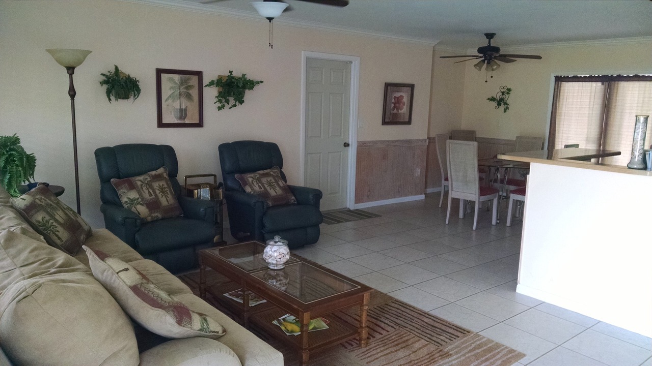 Photo of Livingroom in Fort Myers Shores