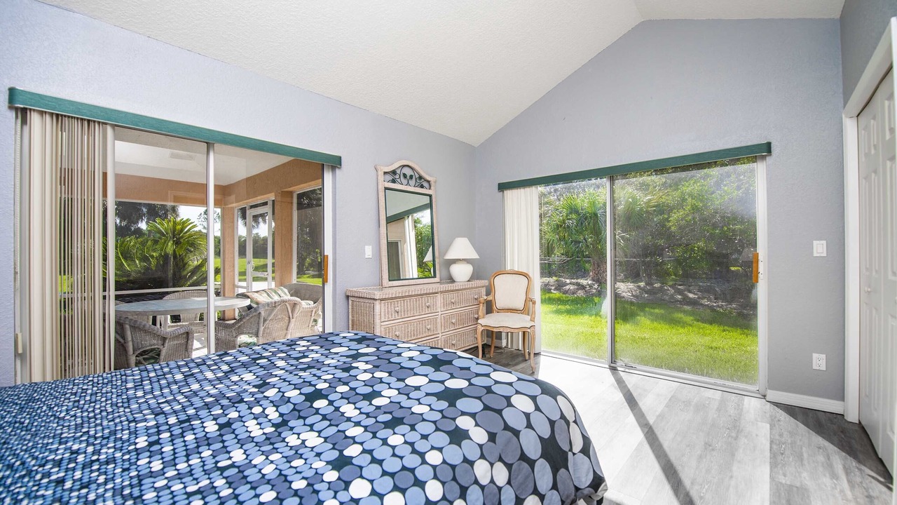 Photo of Bedroom in Groveland