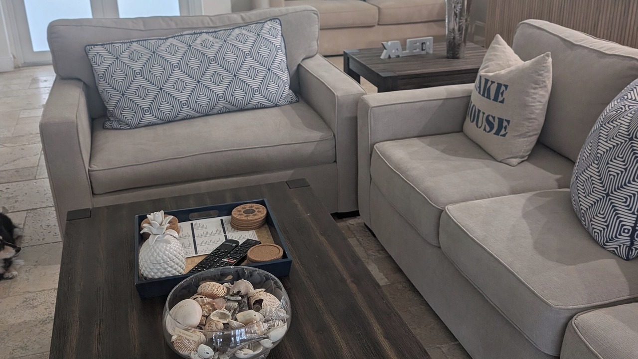 Photo of Livingroom in Crown Pointe