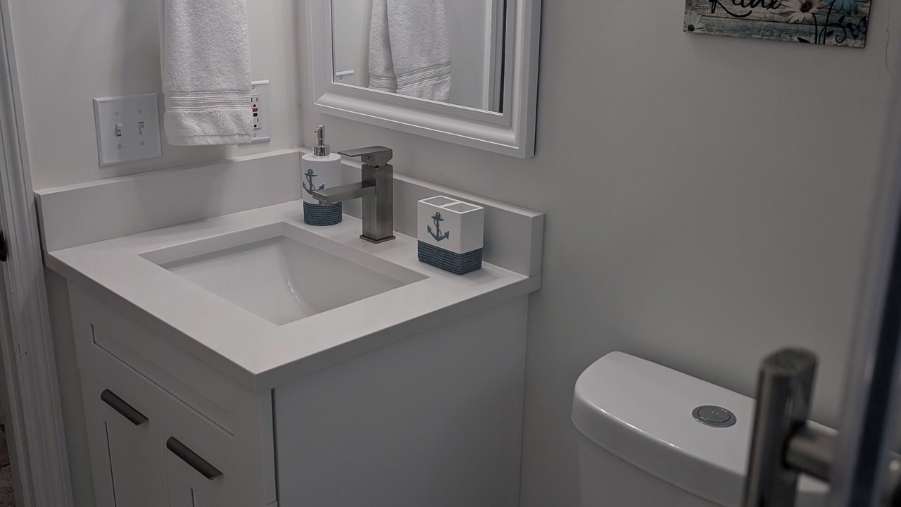 Photo of Bathroom in Crown Pointe