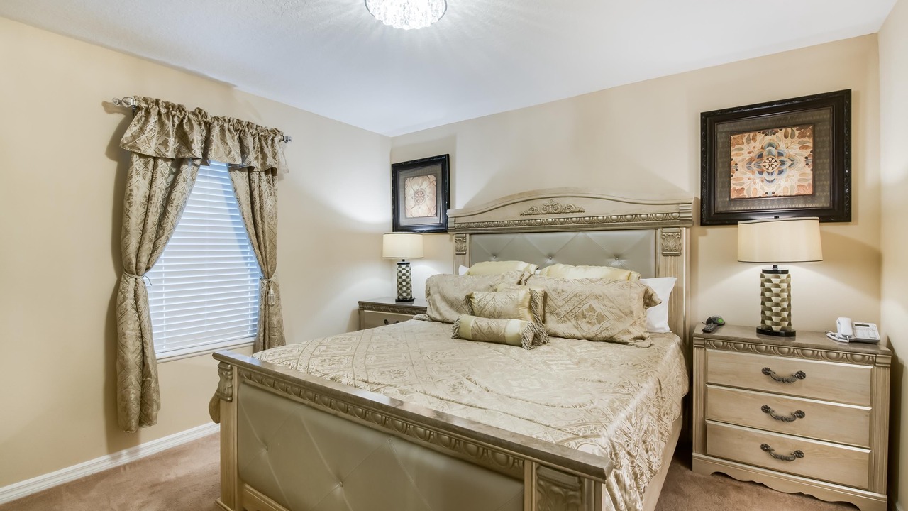 Photo of Bedroom in Cypress Pointe