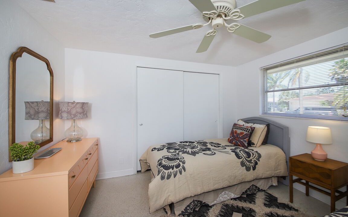 Photo of Bedroom in Gulf Gate Estates