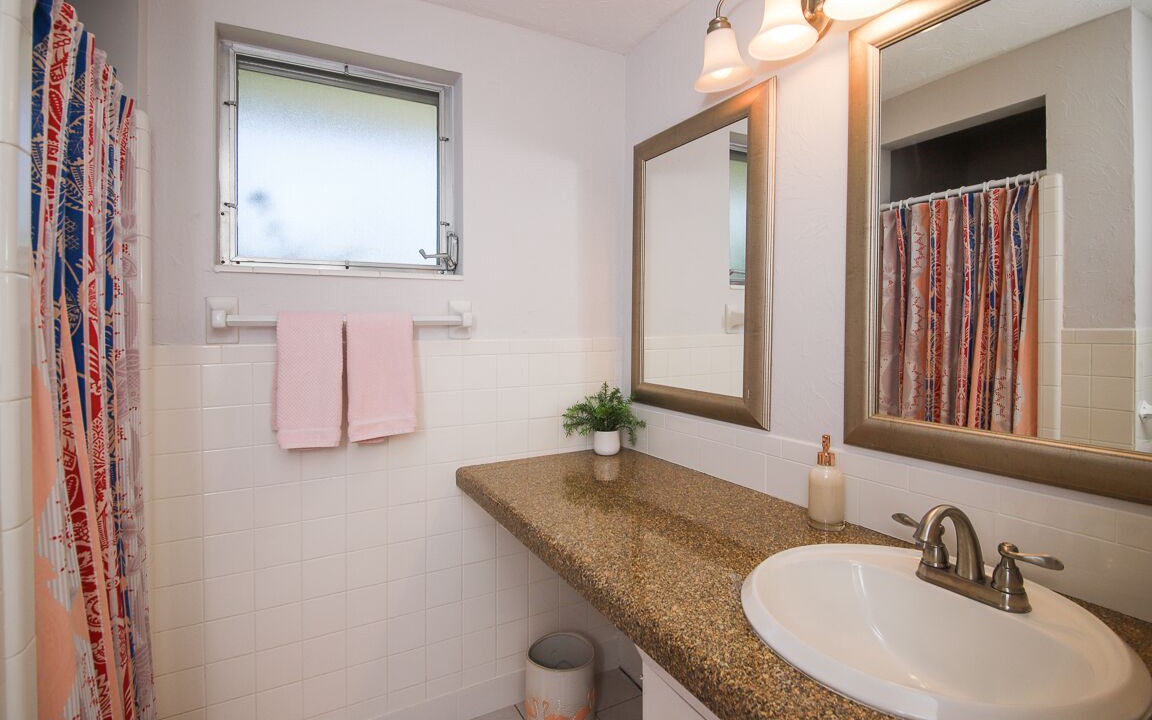 Photo of Bathroom in Gulf Gate Estates