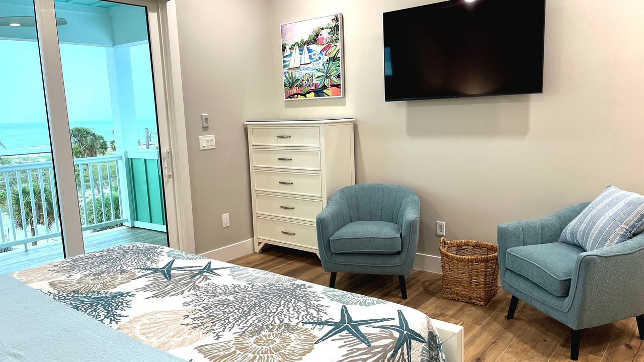 Photo of Bedroom in Mid Island