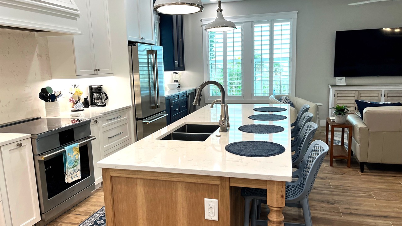 Photo of Kitchen in Mid Island