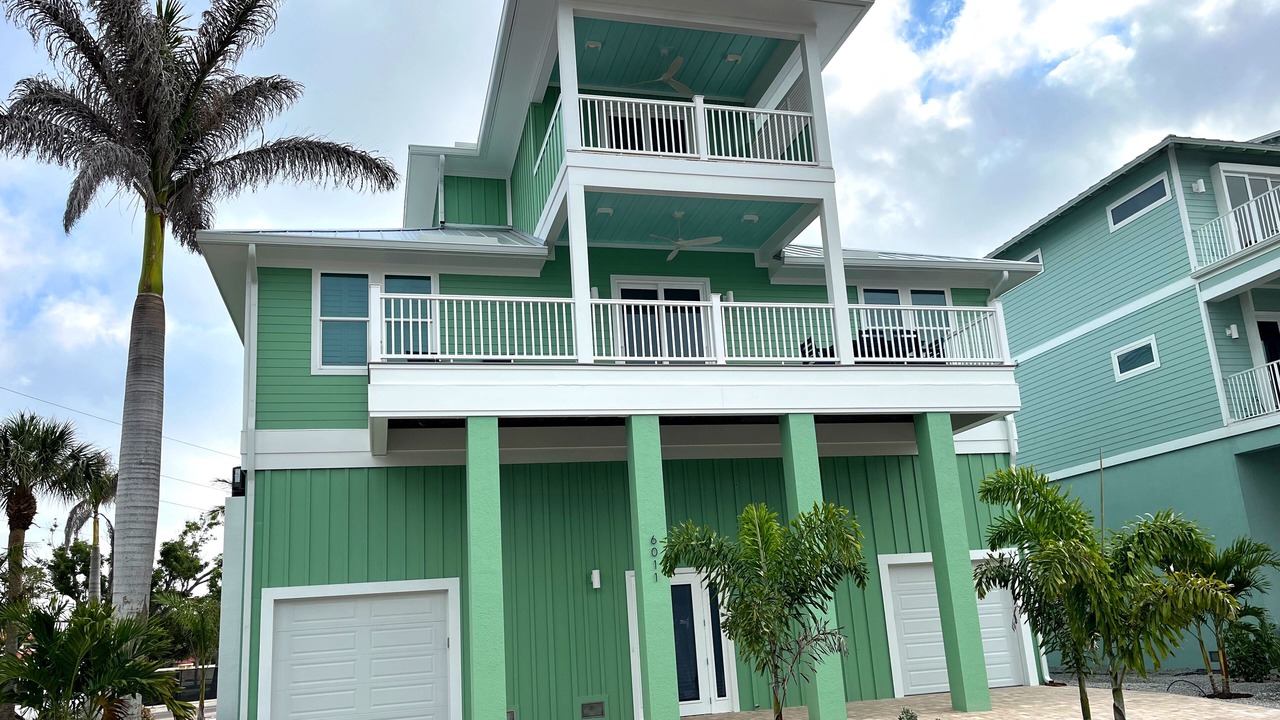 Photo of Outdoor in Mid Island