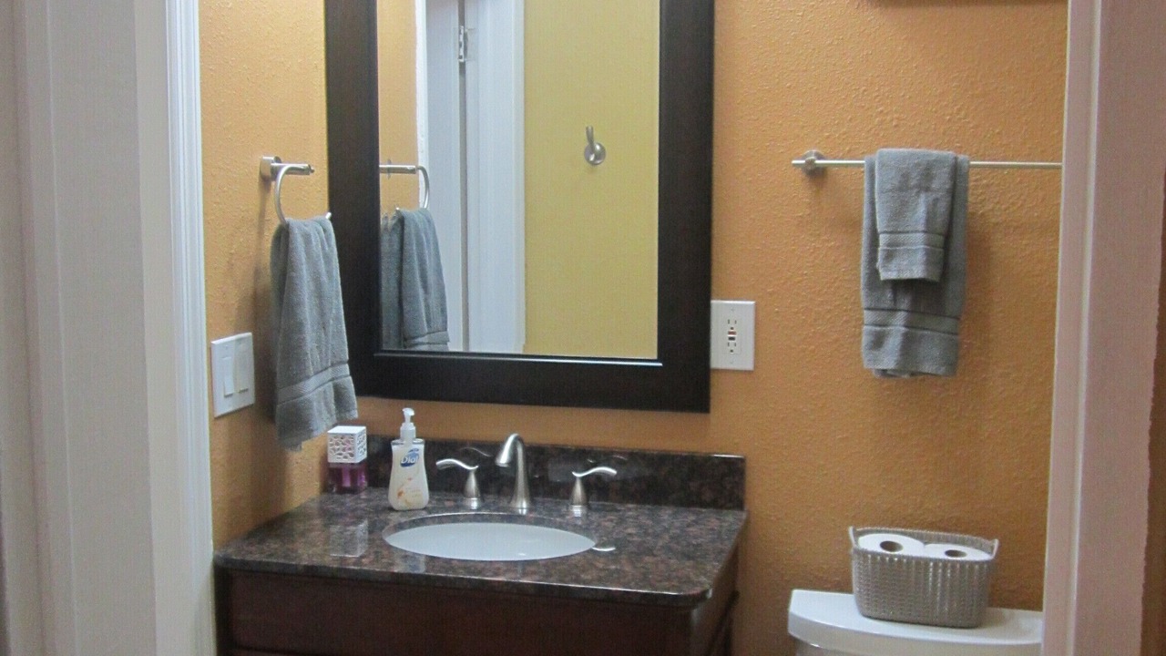 Photo of Bathroom in Lake Magdalene