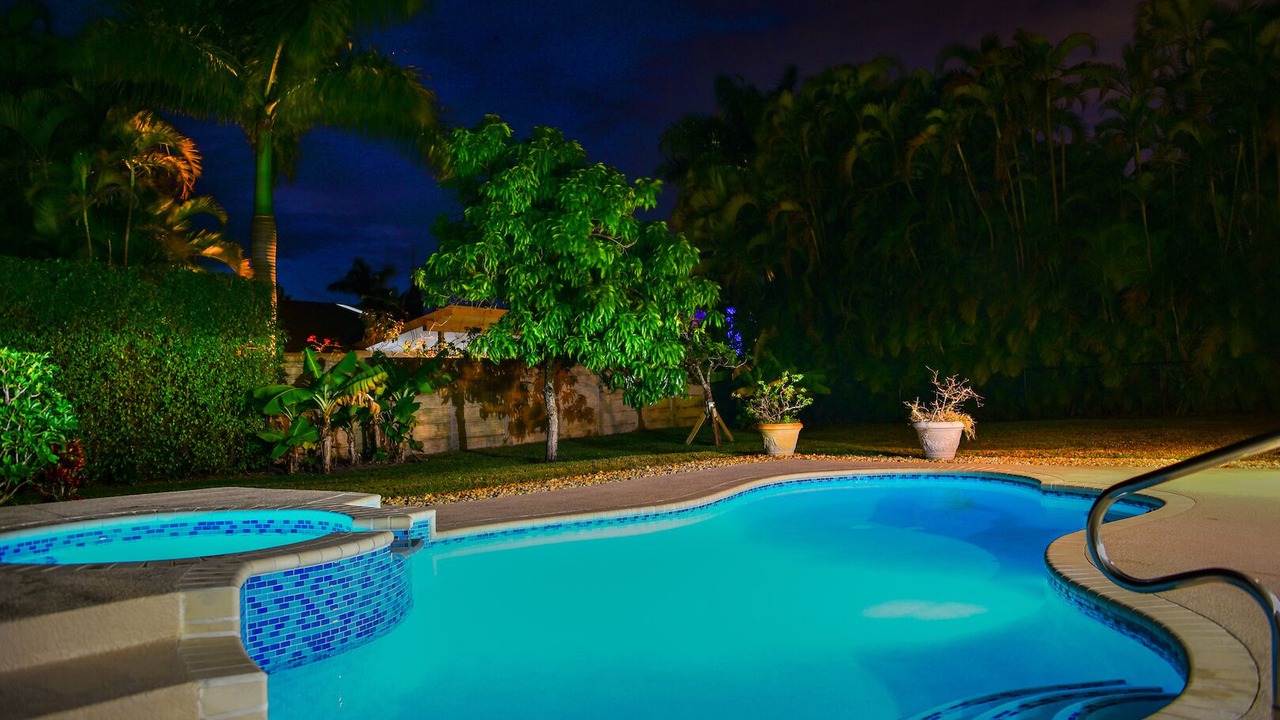 Photo of Outdoor in Park Shore