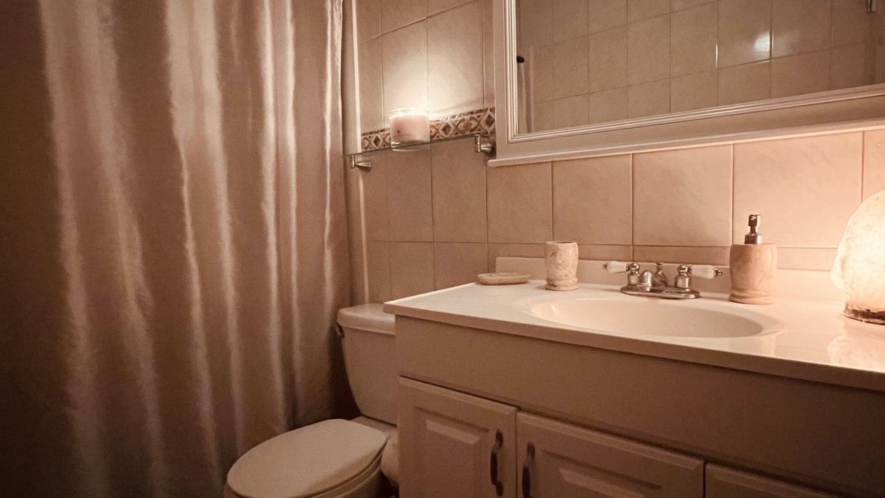 Photo of Bathroom in Plantation Estates
