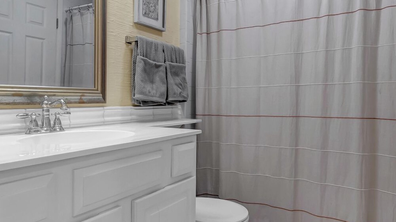 Photo of Bathroom in Sawgrass