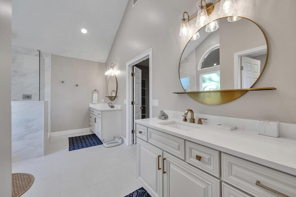 Photo of Bathroom in Sawgrass