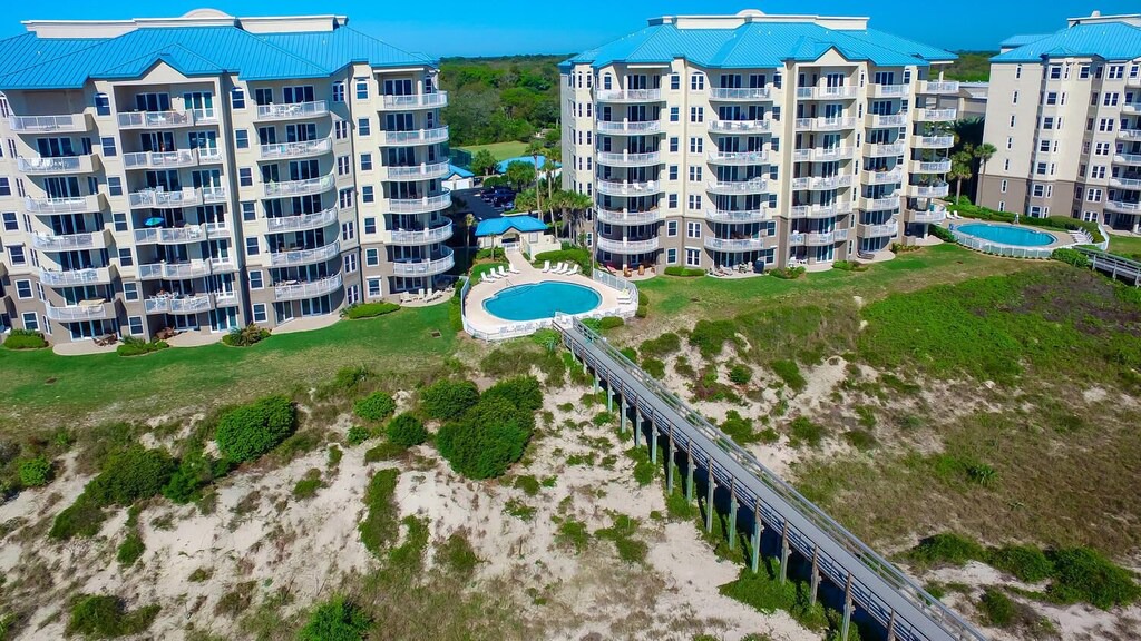 Photo of Buildings in Amelia City