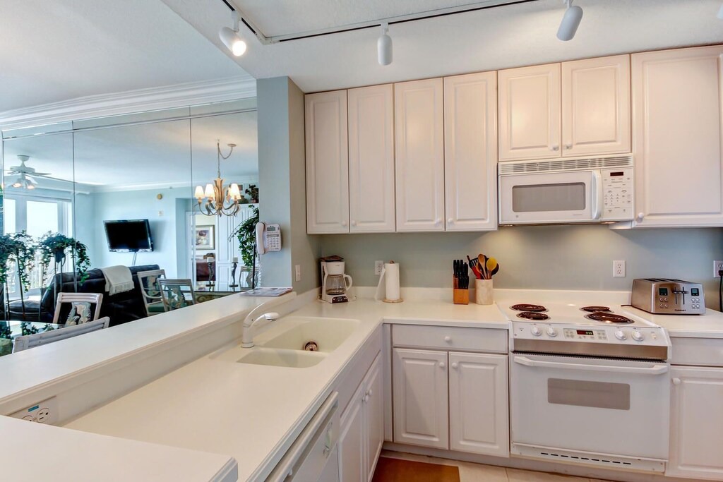 Photo of Kitchen in Amelia City
