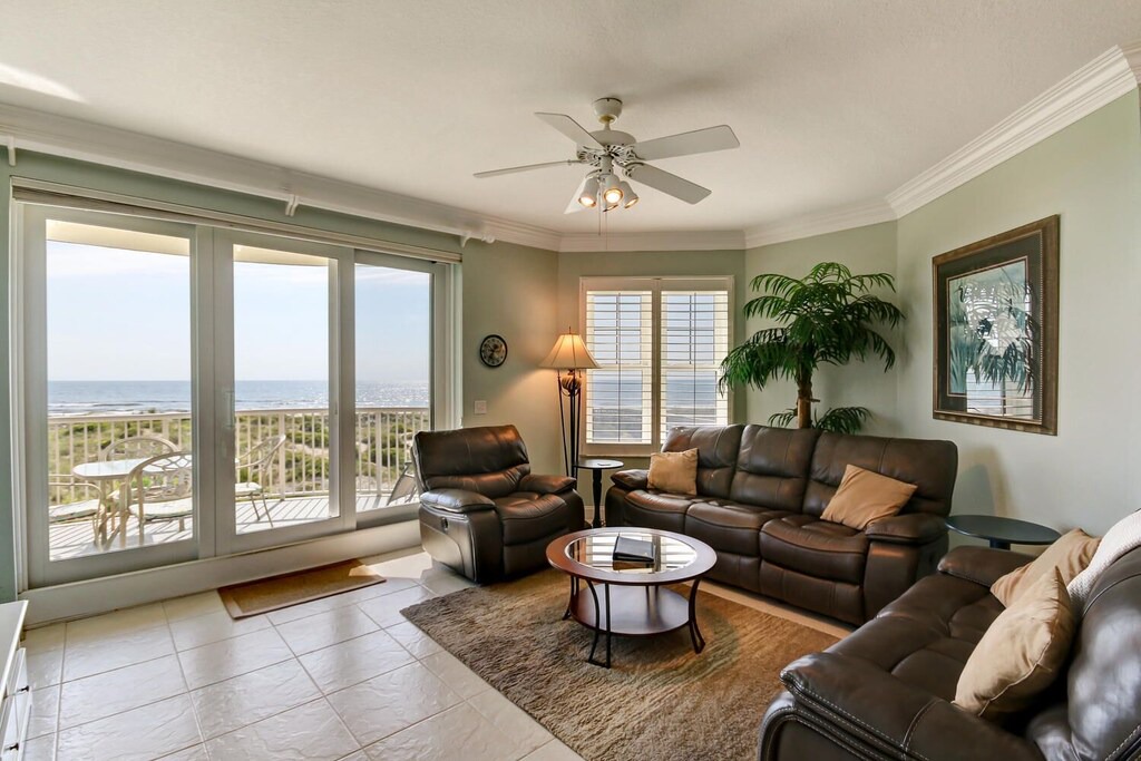 Photo of Livingroom in Amelia City
