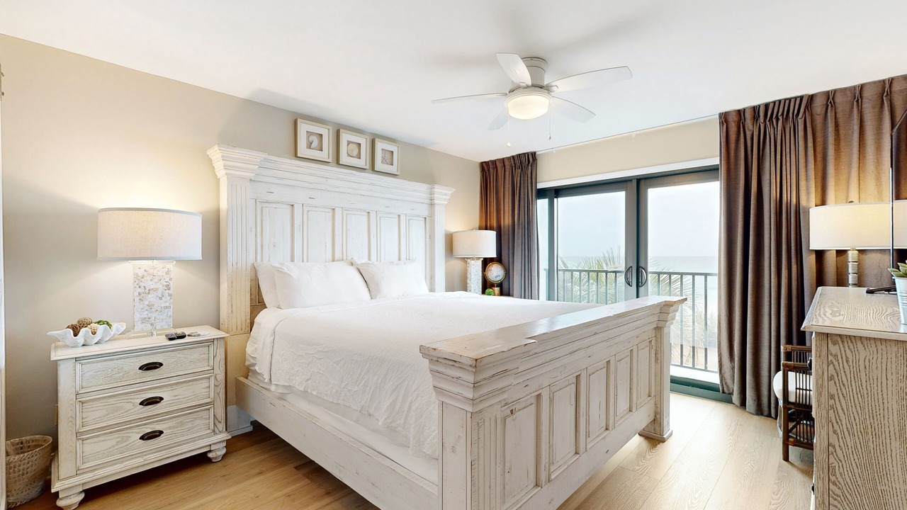 Photo of Bedroom in Miramar Beach