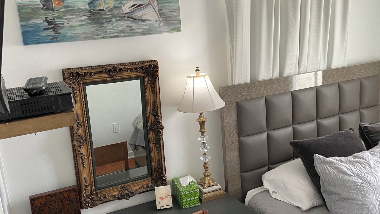 Photo of Bedroom in Historic District