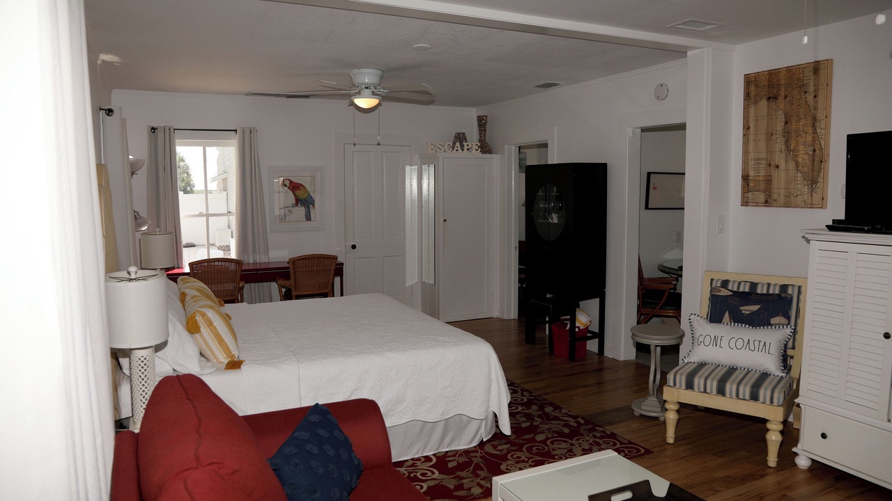 Photo of Bedroom in Historic District