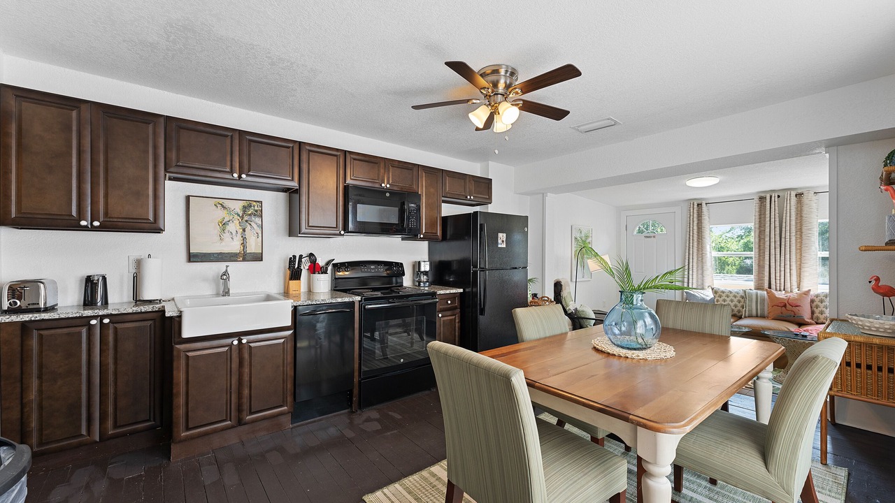 Photo of Kitchen in Historic District