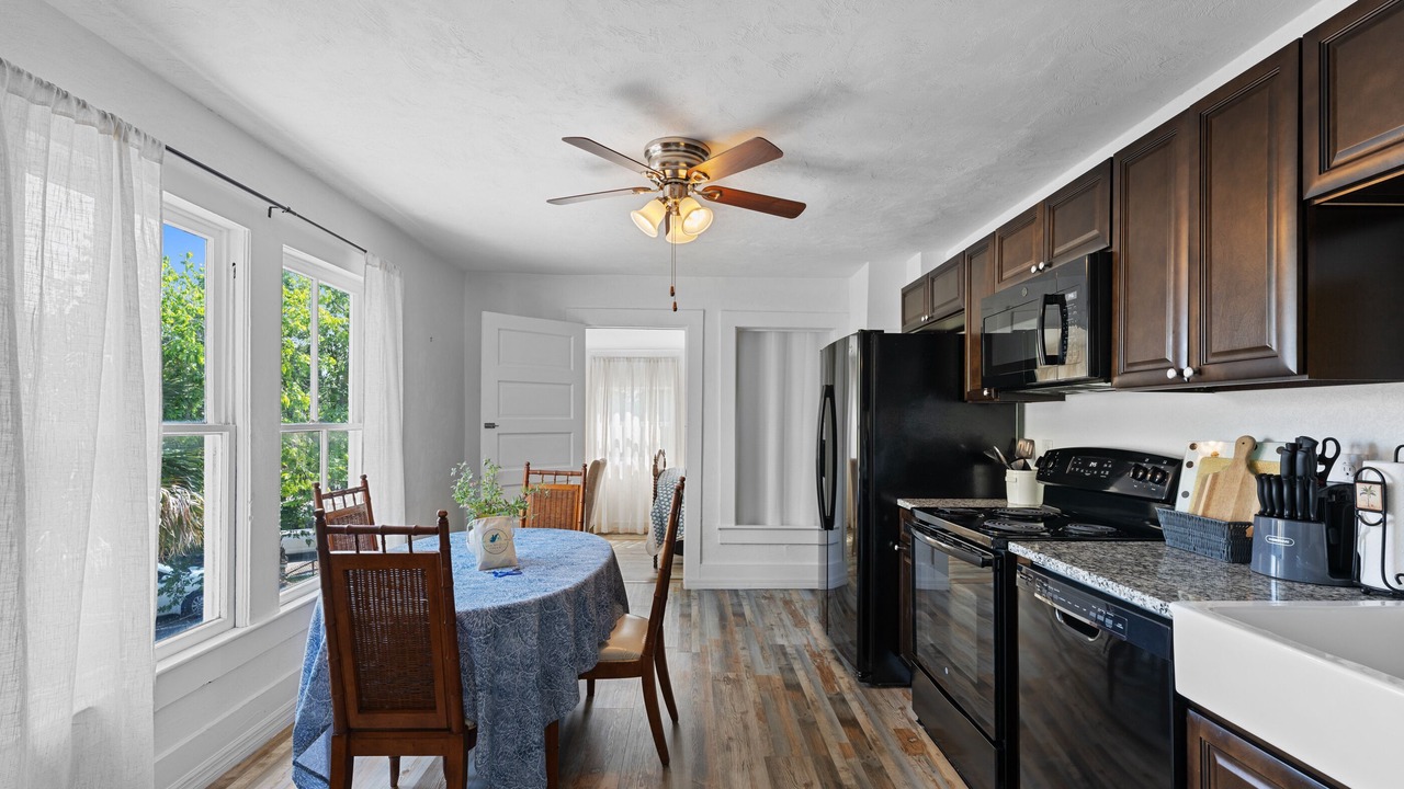 Photo of Kitchen in Historic District