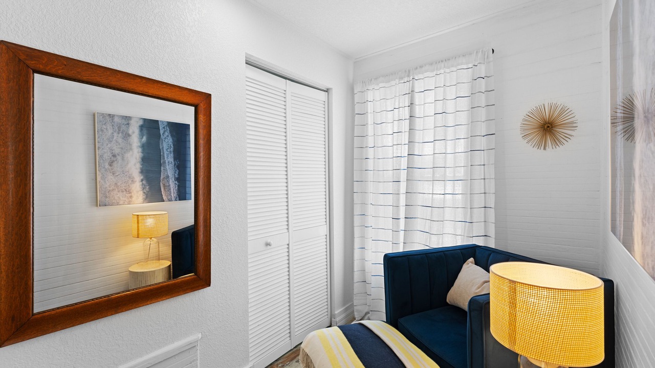 Photo of Livingroom in Historic District