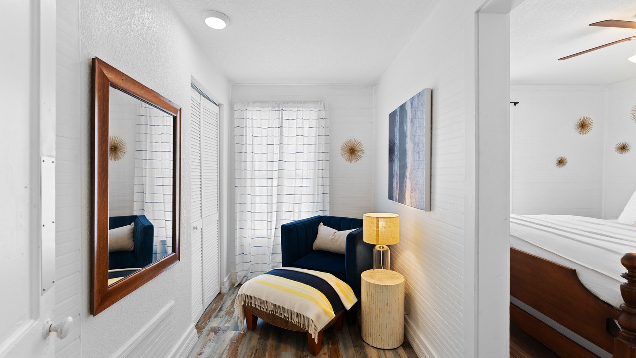 Photo of Bedroom in Historic District