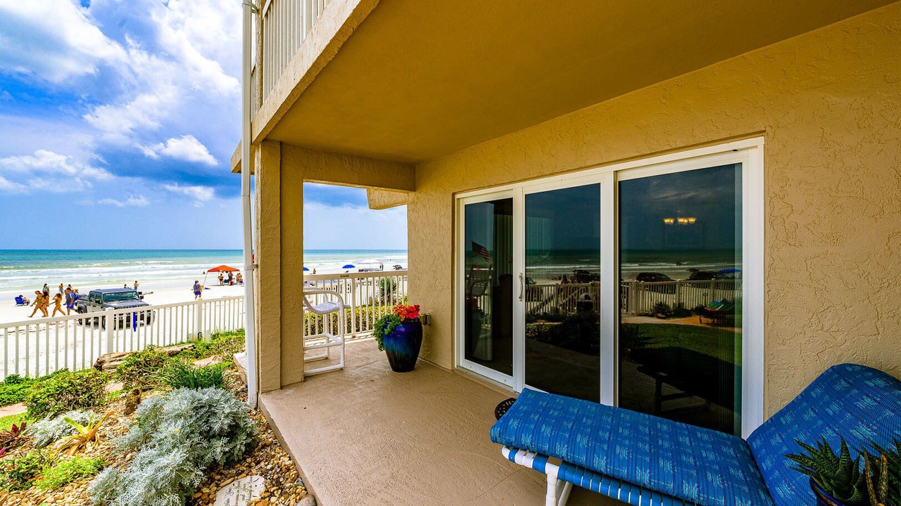 Photo of Patio Balcony in New Smyrna Beach
