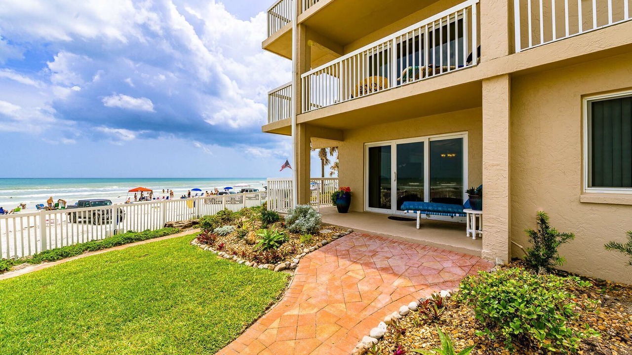 Photo of Patio Balcony in New Smyrna Beach