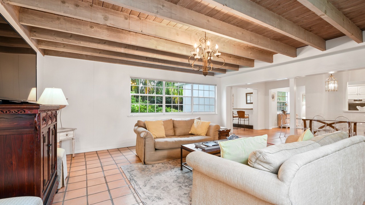 Photo of Livingroom in Old Northwood