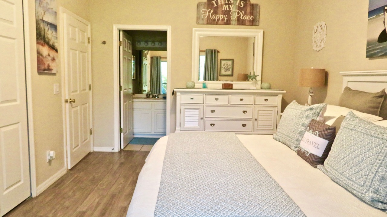 Photo of Bathroom in Bahama Bay