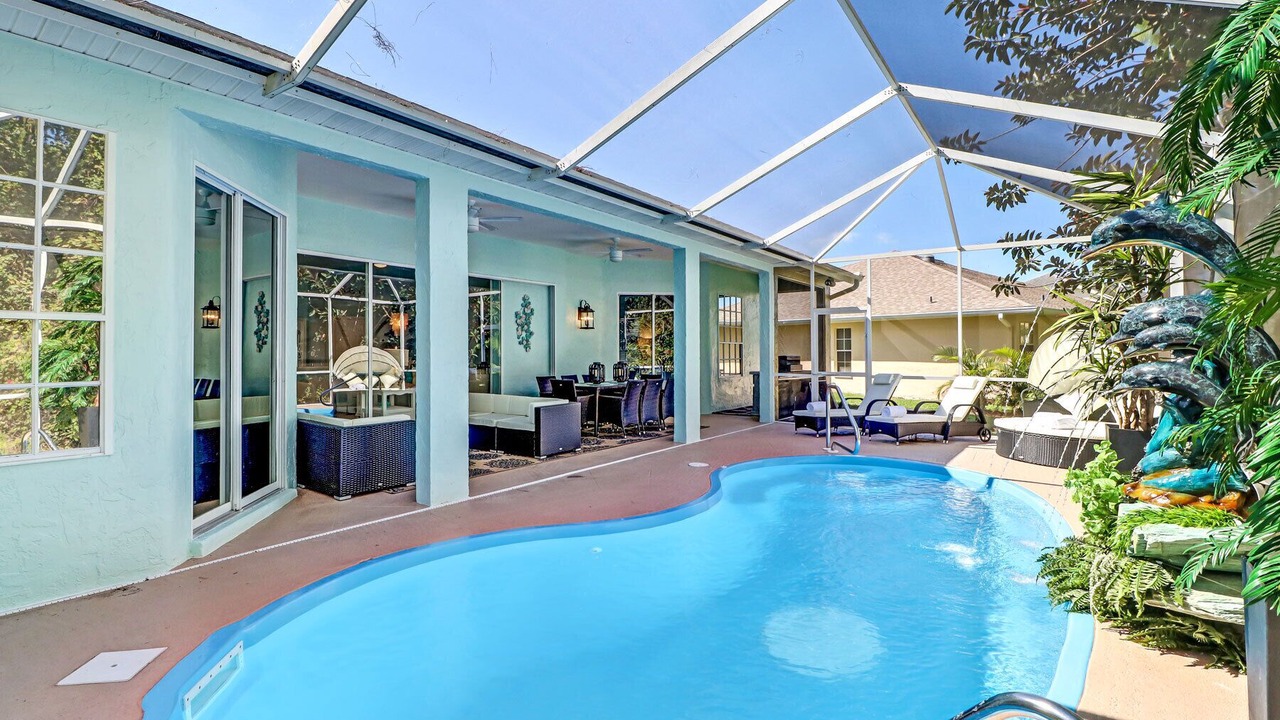 Photo of Outdoor in Crown Pointe