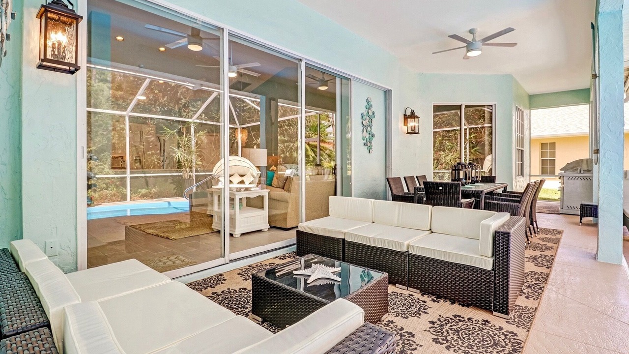 Photo of Outdoor in Crown Pointe