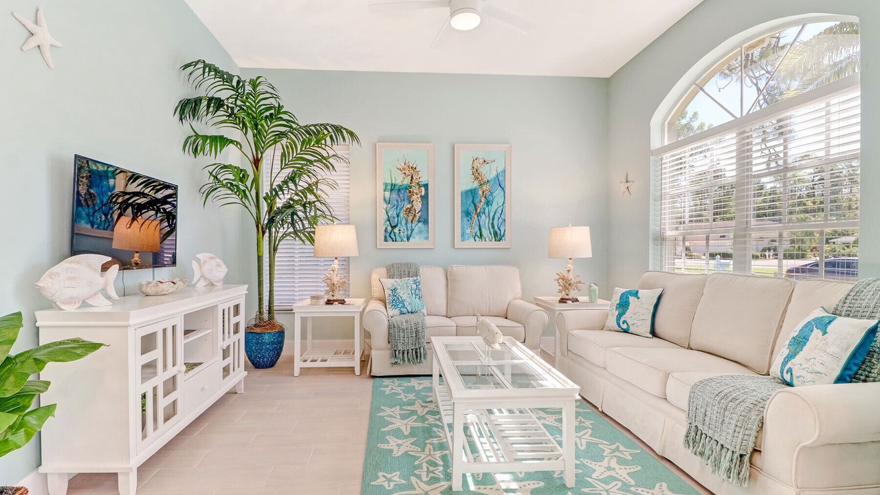 Photo of Livingroom in Crown Pointe