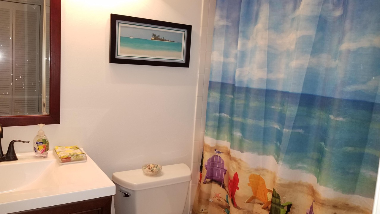 Photo of Bathroom in Plantation