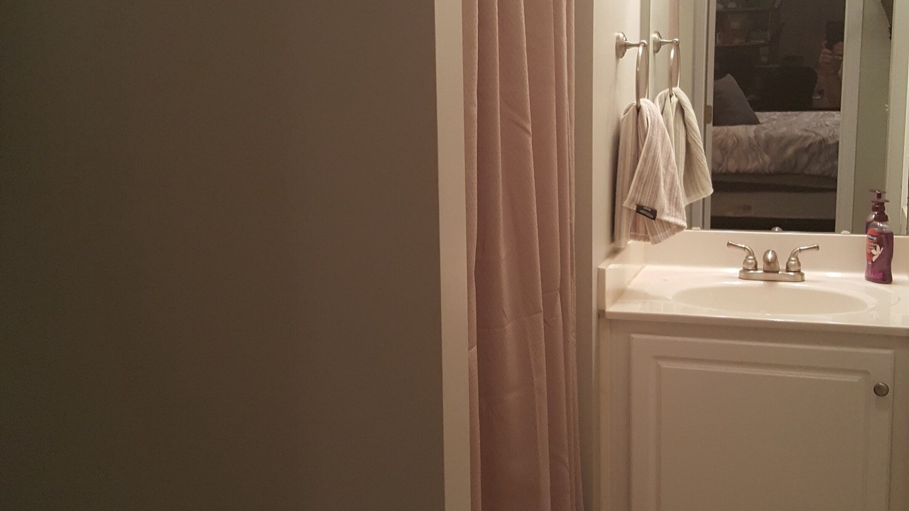 Photo of Bathroom in Huntcliff