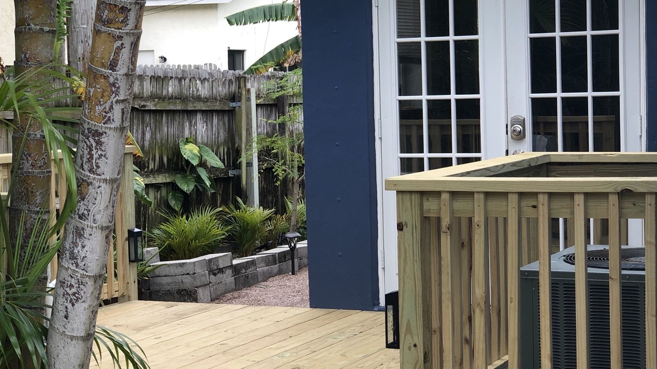 Photo of Patio Balcony in Juno Beach