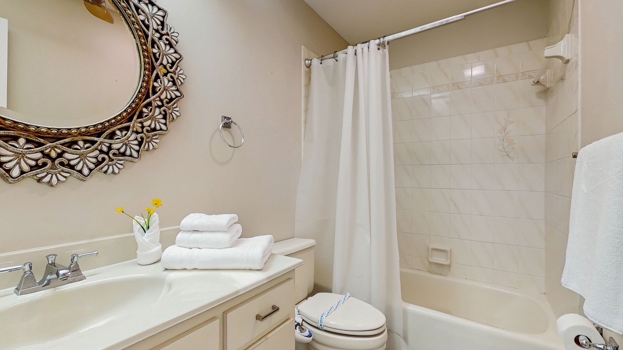 Photo of Bathroom in Burnt Store Isles