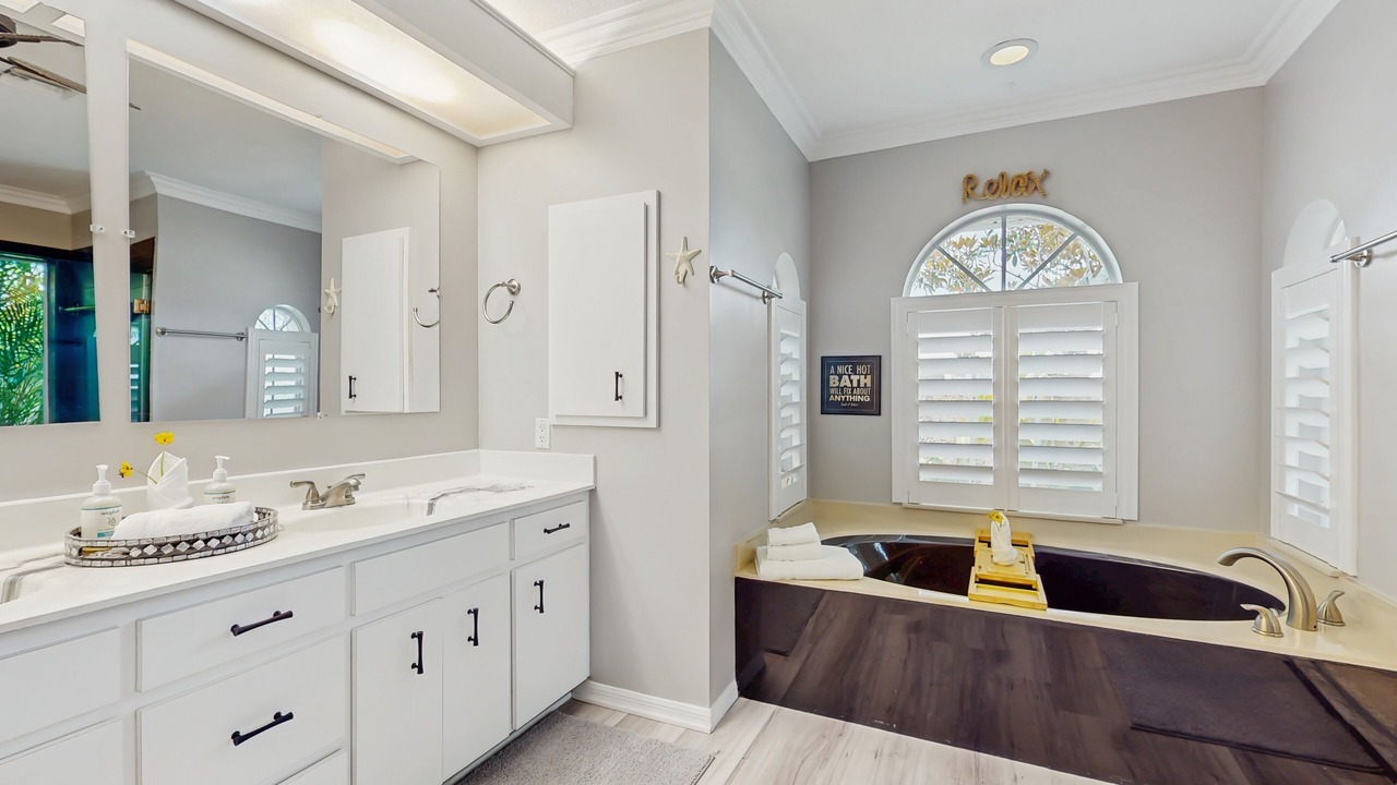 Photo of Bathroom in Burnt Store Isles
