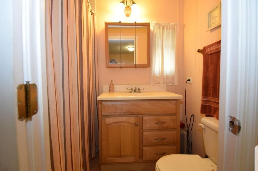 Photo of Bathroom in Twin Lakes