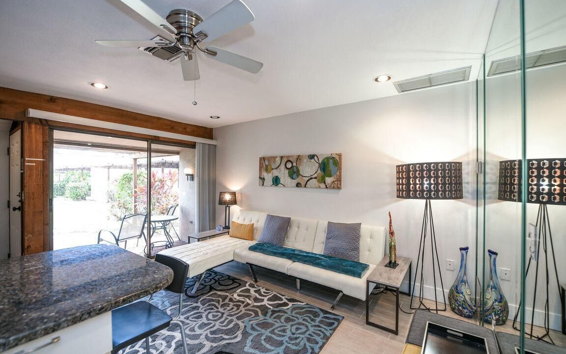 Photo of Livingroom in Bunker Oaks