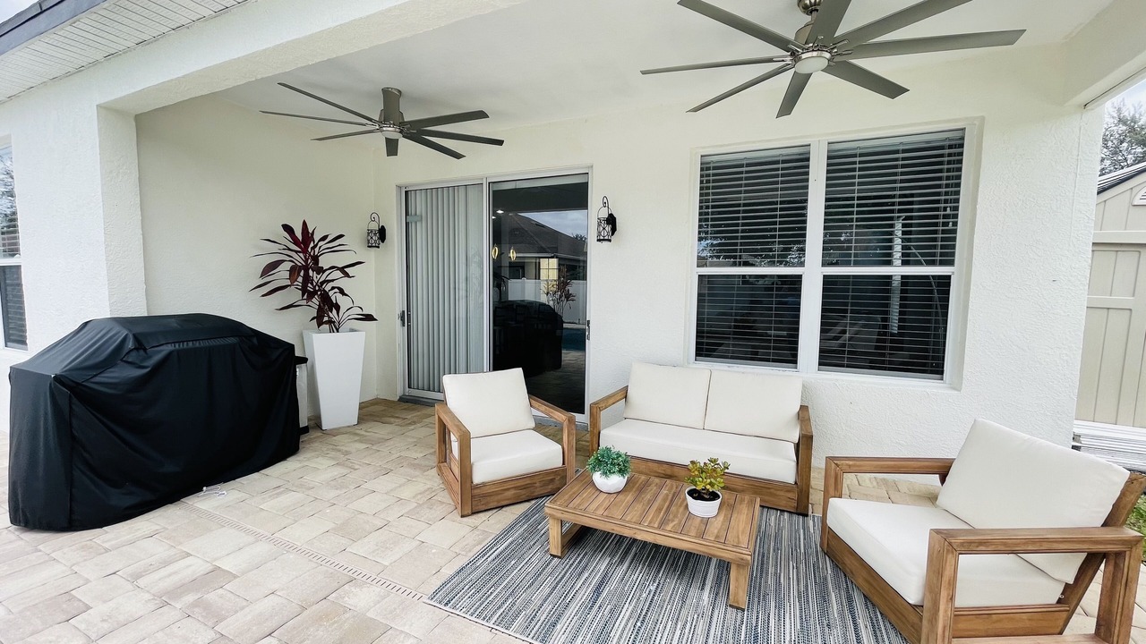 Photo of Patio Balcony in Trailer Estates